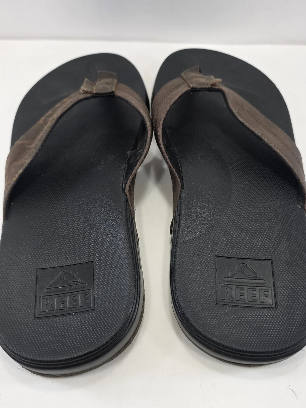 Reef Men's Black Footbed Brown Strap Flip Flop Sandals